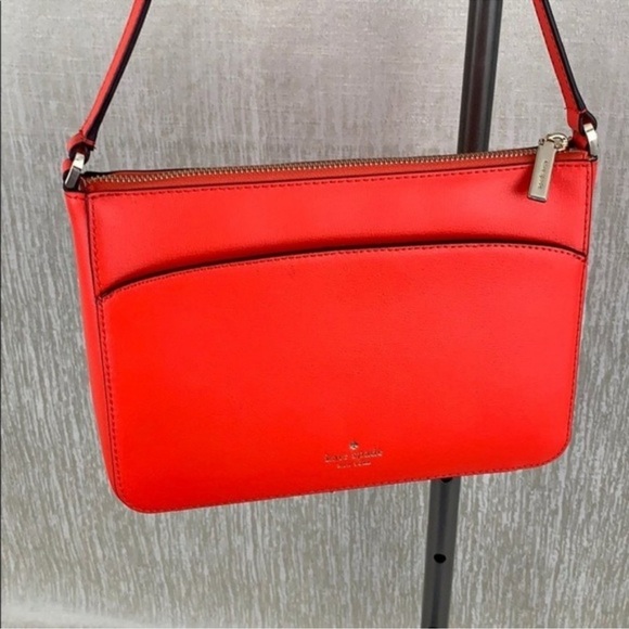 Kate Spade New York Adel Zip Top Crossbody in Beautiful Geranium 857 NWOT - Picture 4 of 11
